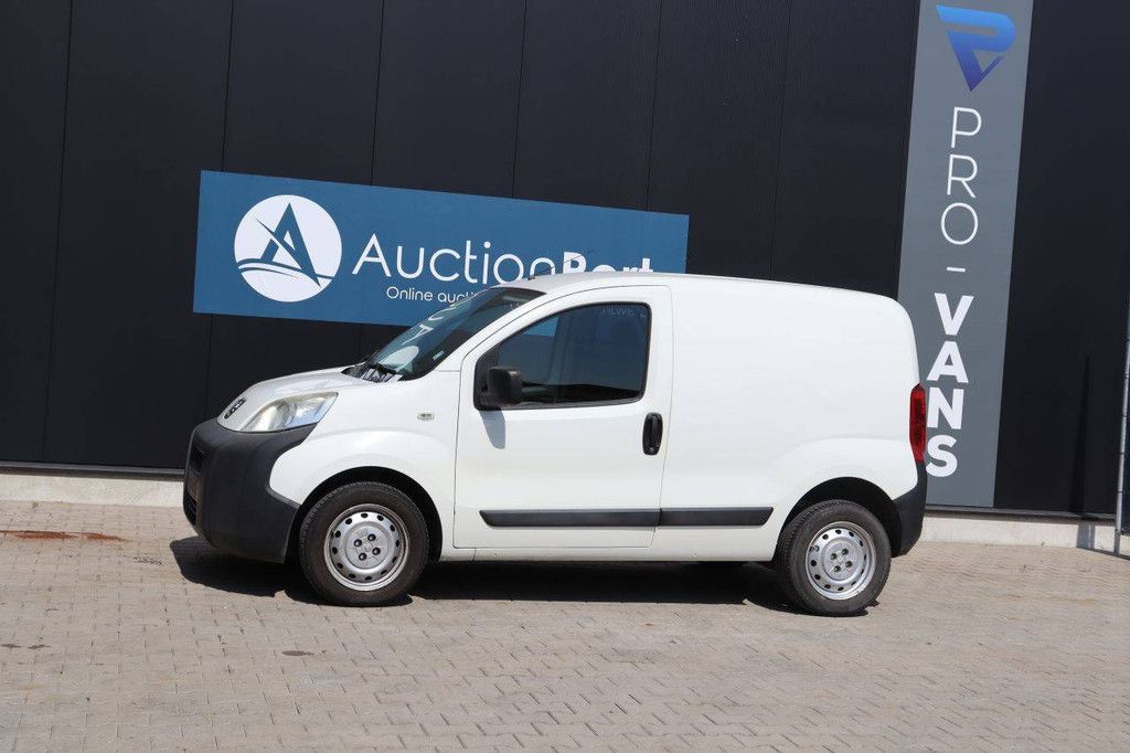 Bestelwagen Peugeot Bipper Benzine 73pk 2010