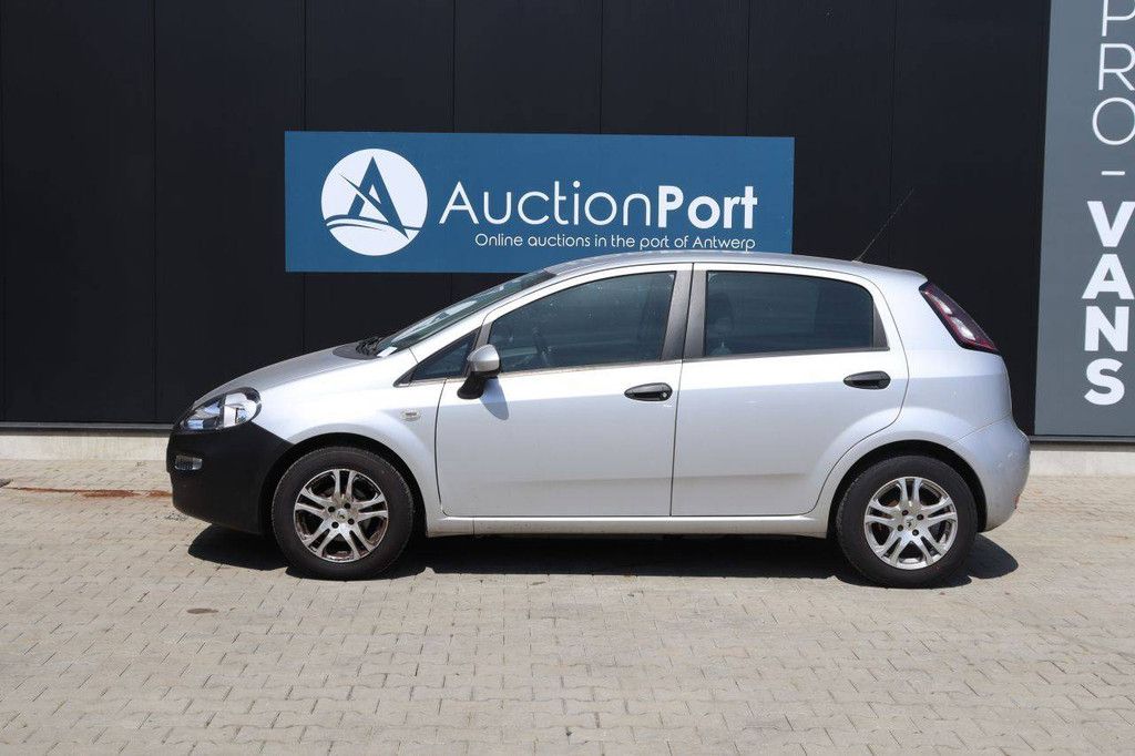 Personenauto Fiat Punto Benzine 69pk 2012 (Marge)