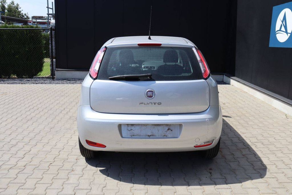 Personenauto Fiat Punto Benzine 69pk 2012 (Marge)