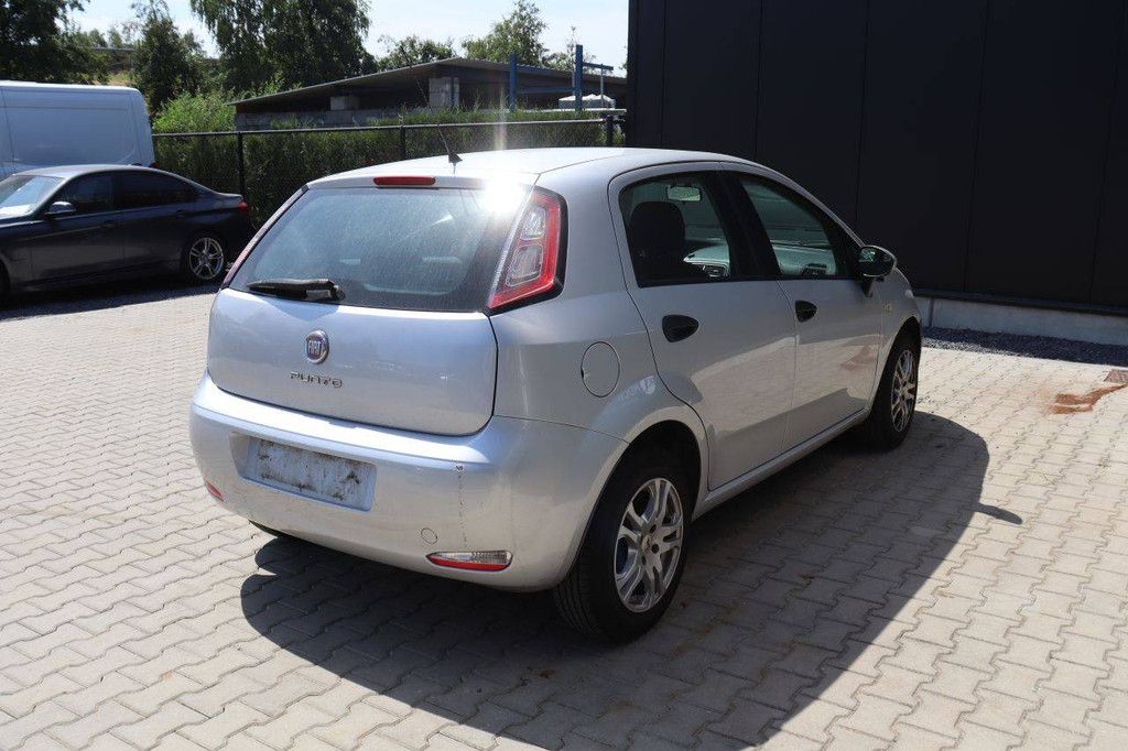 Personenauto Fiat Punto Benzine 69pk 2012 (Marge)