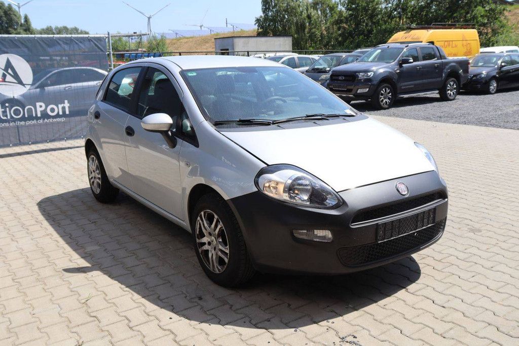 Personenauto Fiat Punto Benzine 69pk 2012 (Marge)