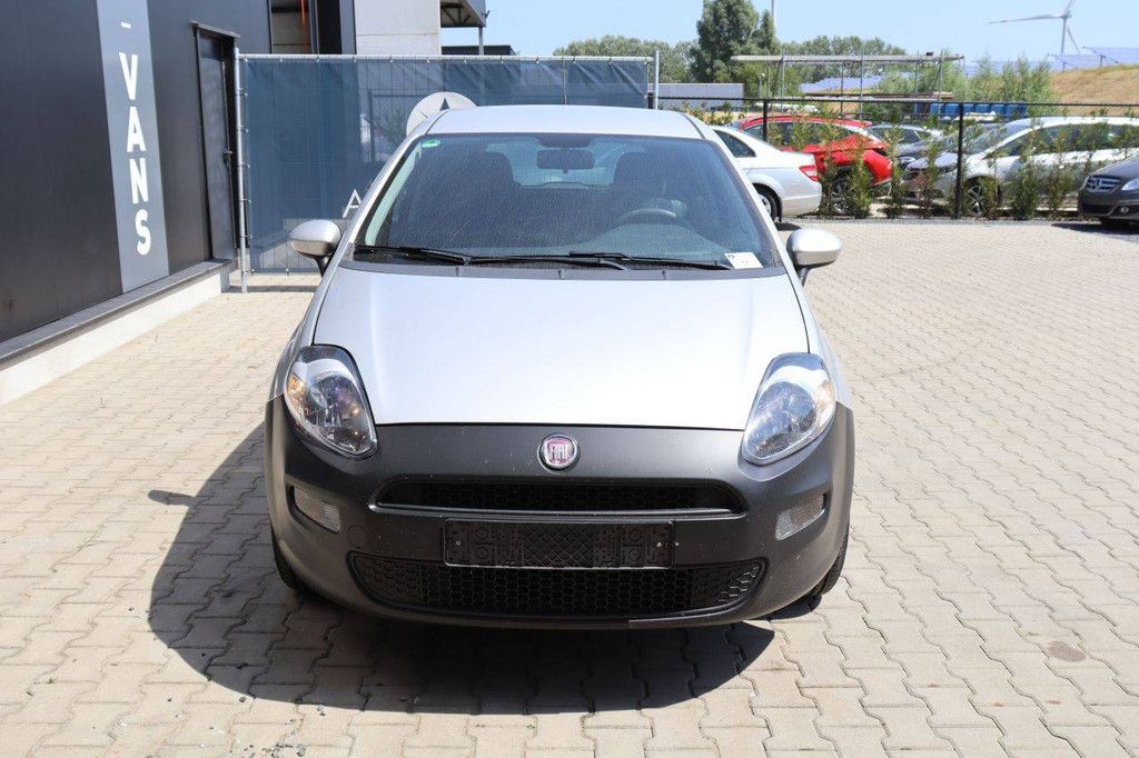 Personenauto Fiat Punto Benzine 69pk 2012 (Marge)