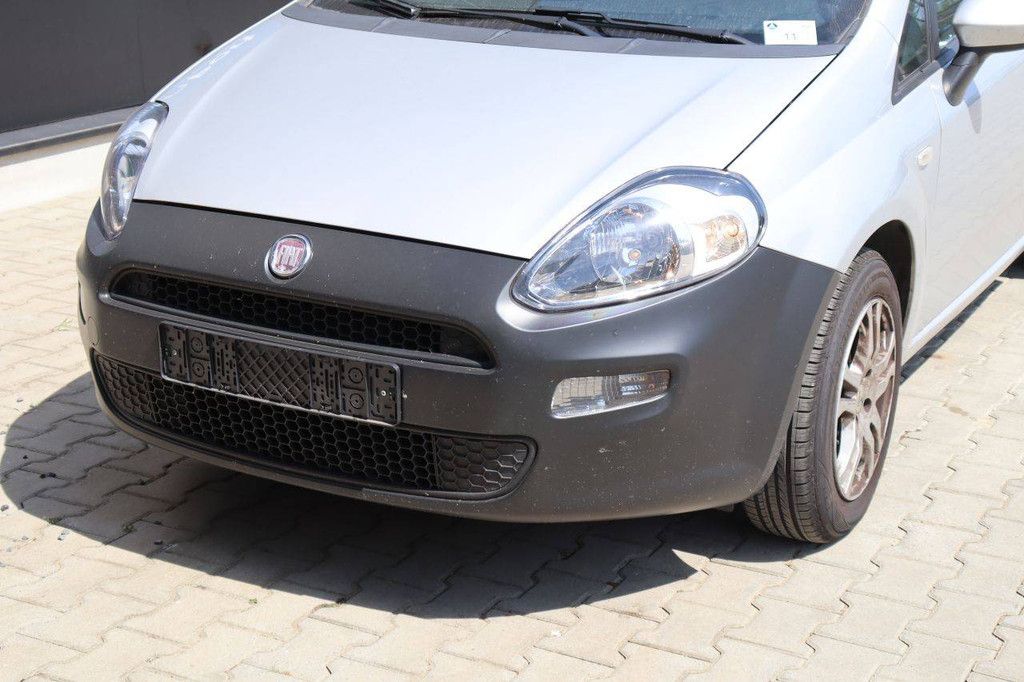 Personenauto Fiat Punto Benzine 69pk 2012 (Marge)