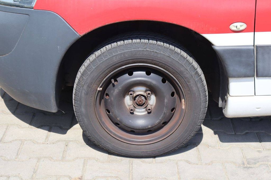 Bestelauto (bakkersauto) Citroën Berlingo Benzine 90pk 2006