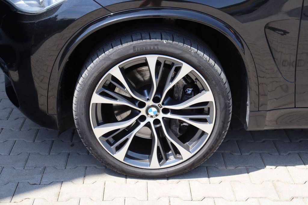 SUV BMW X5 M50d Diesel 381 PS 2014