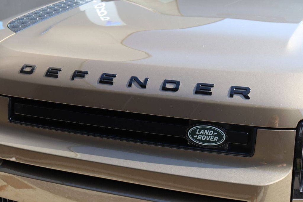 SUV Land Rover Defender Pano Diesel 241pk 2020 (Margin)