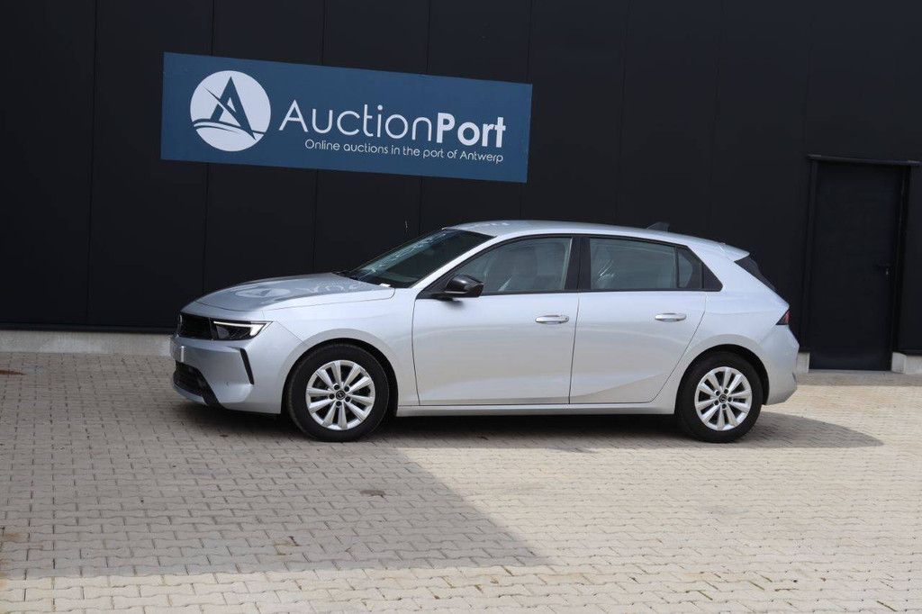 Pkw Opel Astra Benzin 110 PS 2023