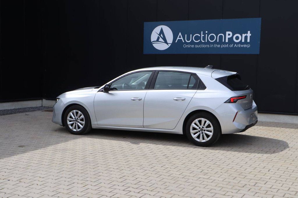 Pkw Opel Astra Benzin 110 PS 2023