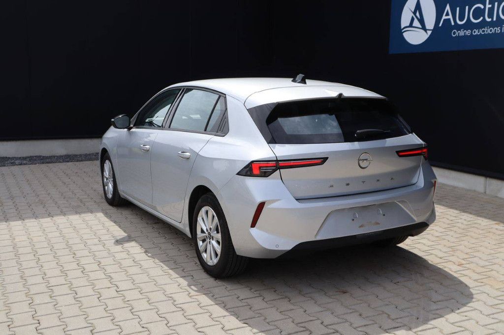 Pkw Opel Astra Benzin 110 PS 2023