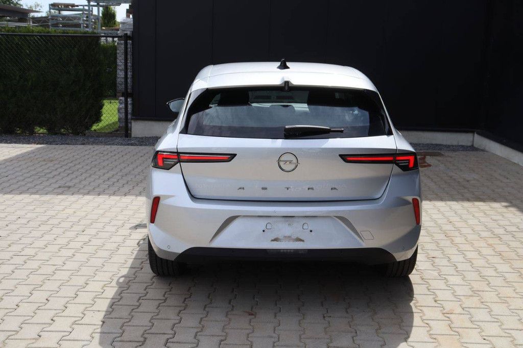 Pkw Opel Astra Benzin 110 PS 2023