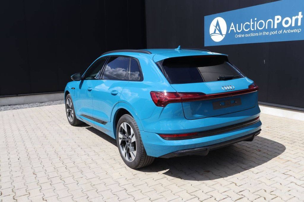 Audi S Line e-tron Elektro-Pkw, 313 PS, Baujahr 2021