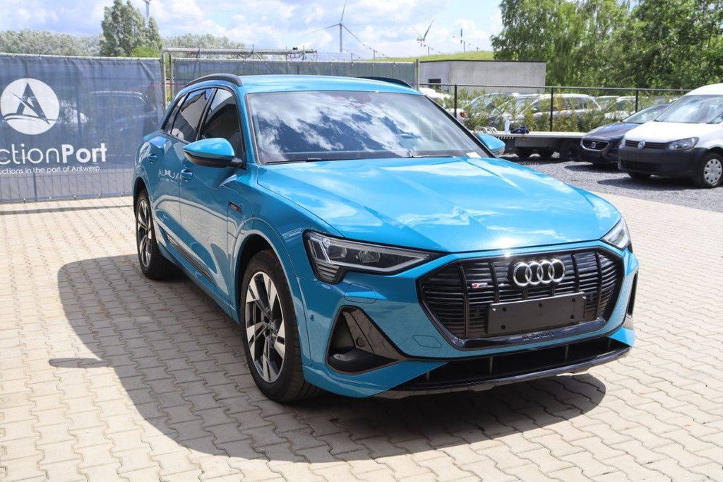 Audi S Line e-tron Elektro-Pkw, 313 PS, Baujahr 2021