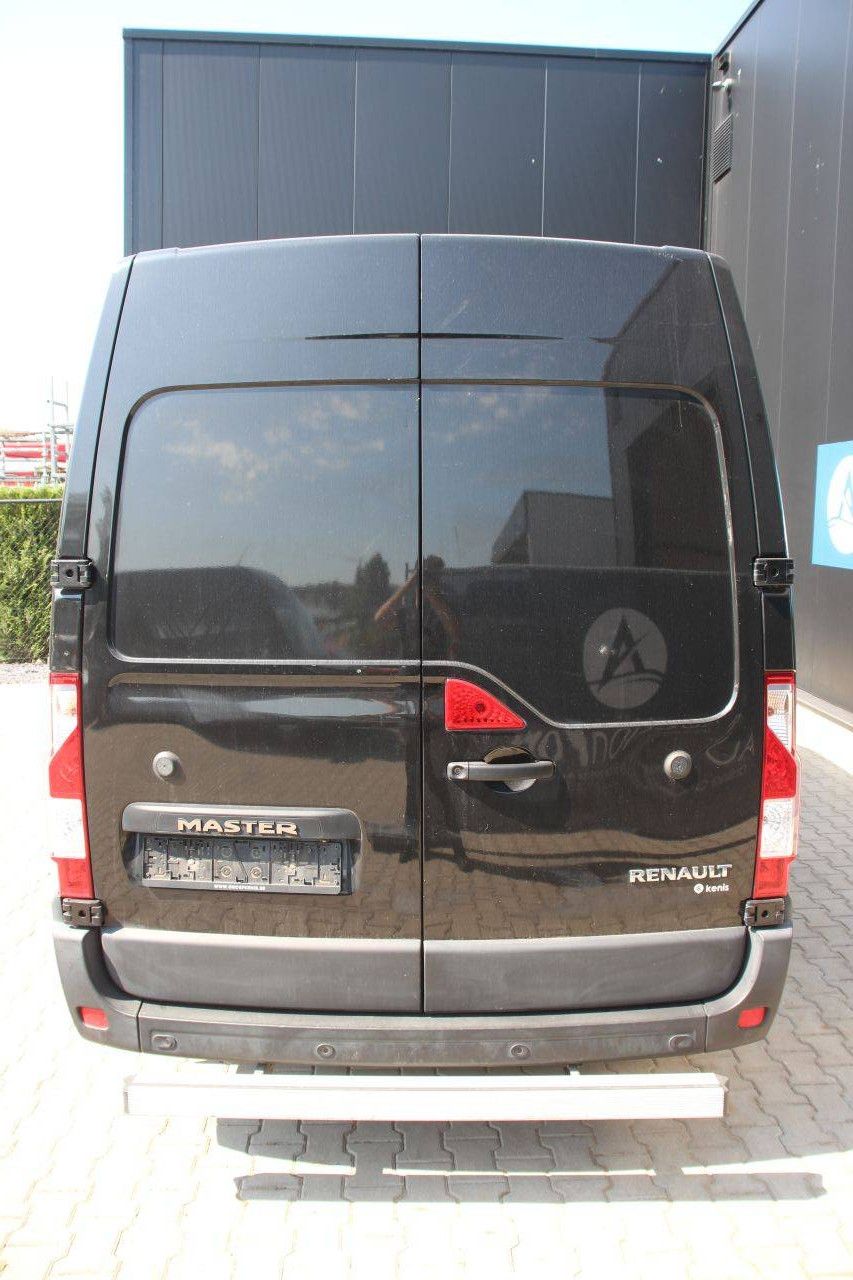 Renault Master Crossover Diesel 145hp Van