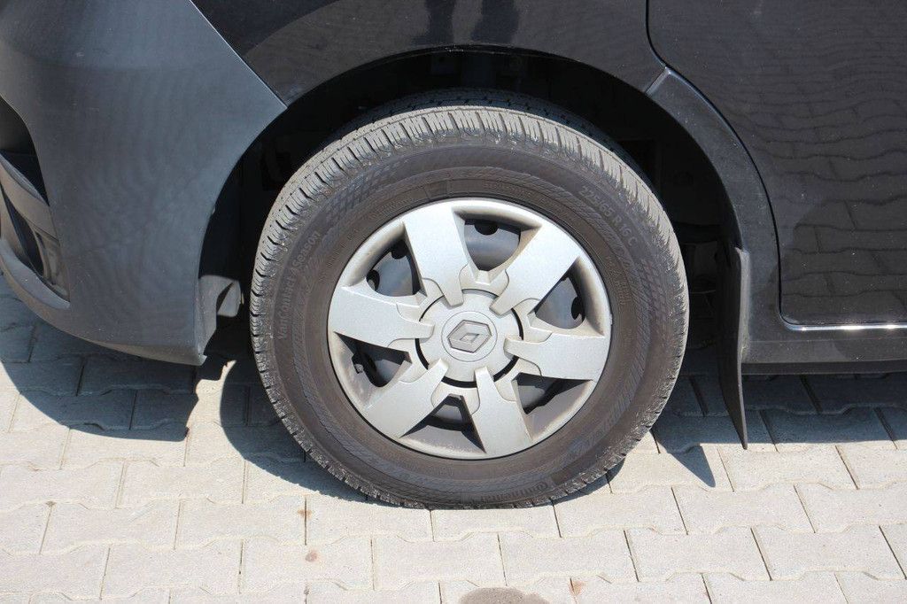 Renault Master Crossover Diesel 145hp Van