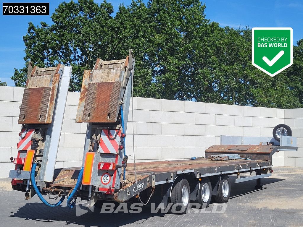 Fliegl SDS 550T 3 Achsen Steering Axle Ramps BPW