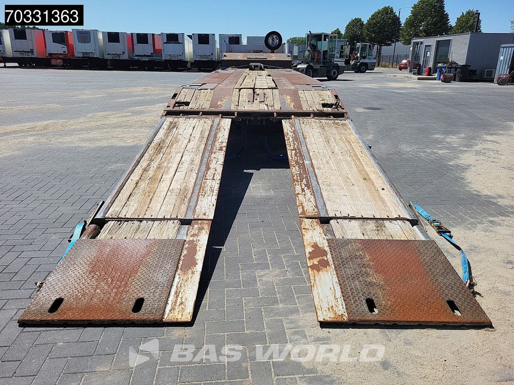 Fliegl SDS 550T 3 Achsen Steering Axle Ramps BPW
