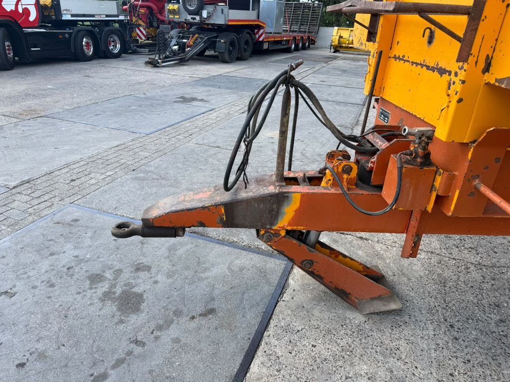 Veenhuis 13000 13 Ton Kipper Dumper Silage kipper Graan kieper