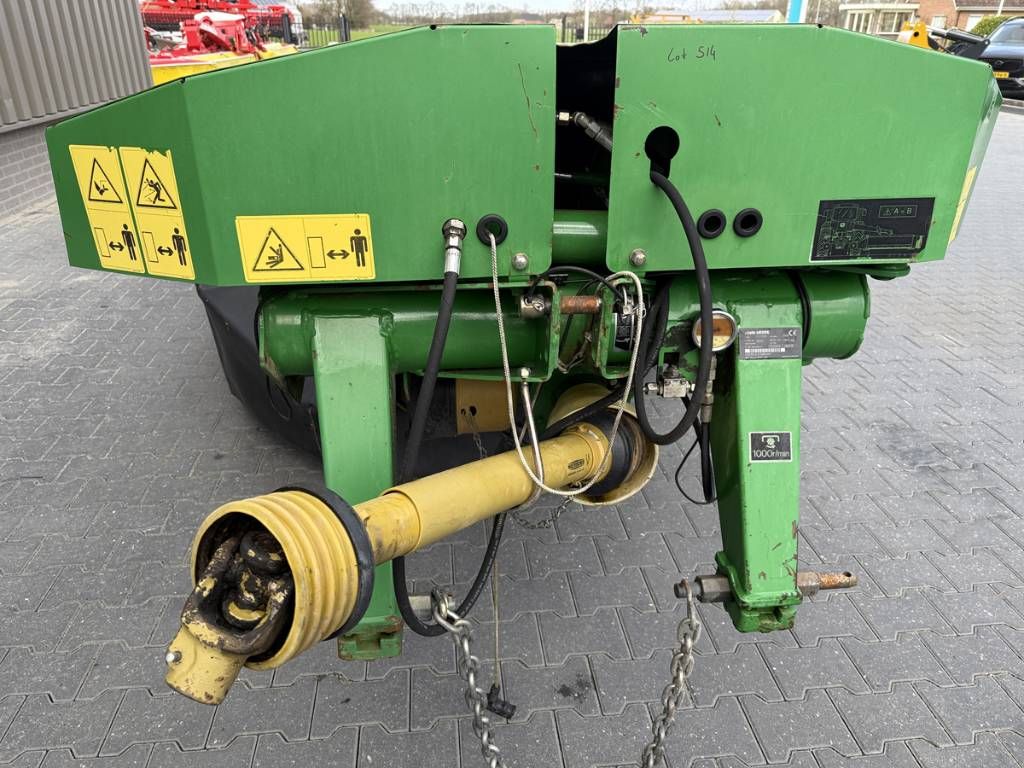 John Deere 328 Disc