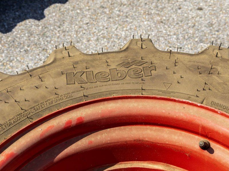 Kleber 300/70 R20