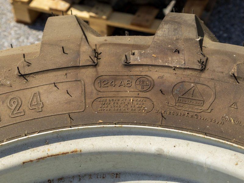 Michelin 13.6 R24 Agribib