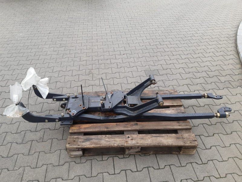 Hinterachsabstützung zu Steyr Kompakt 495
