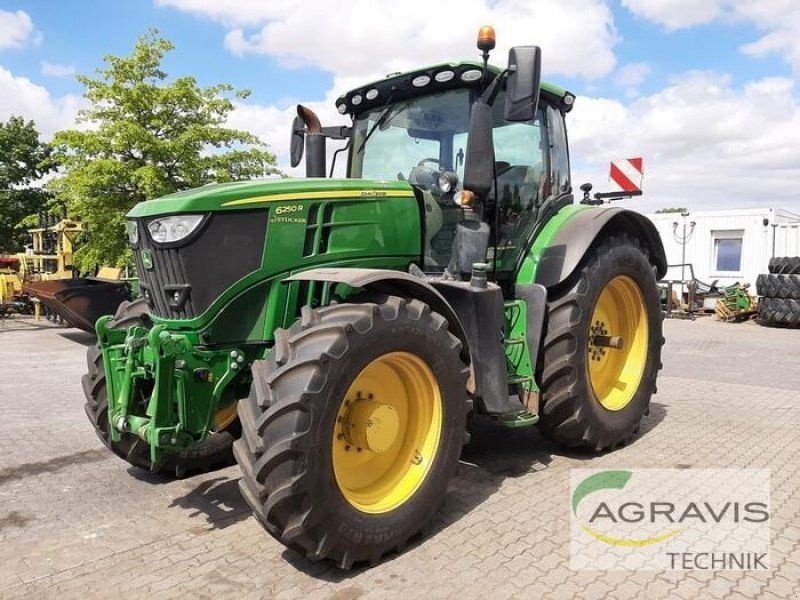 John Deere 6250 R