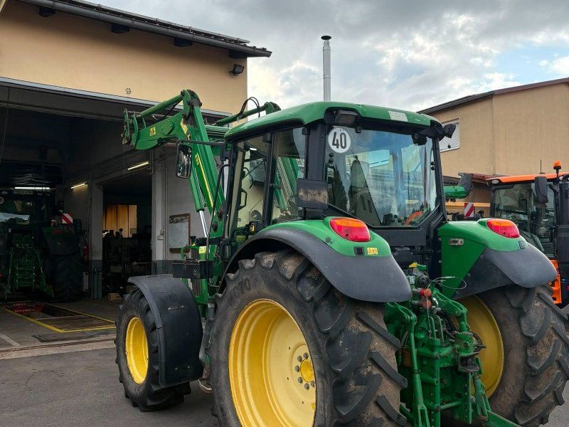 John Deere 6220SE