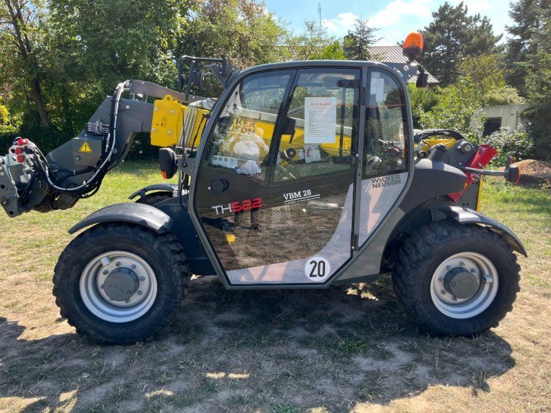 Wacker Neuson TL48, Modell TH522