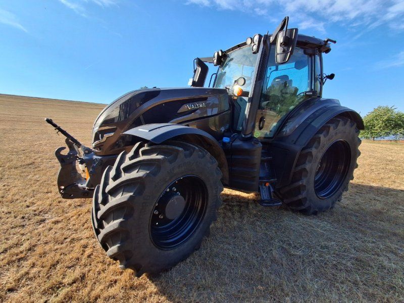 Valtra T 215 D