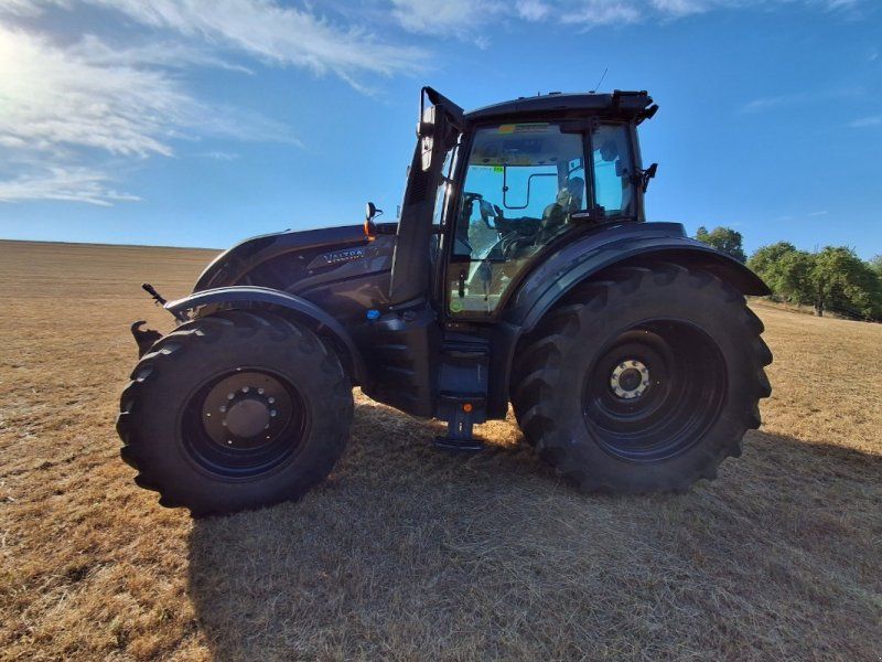 Valtra T 215 D