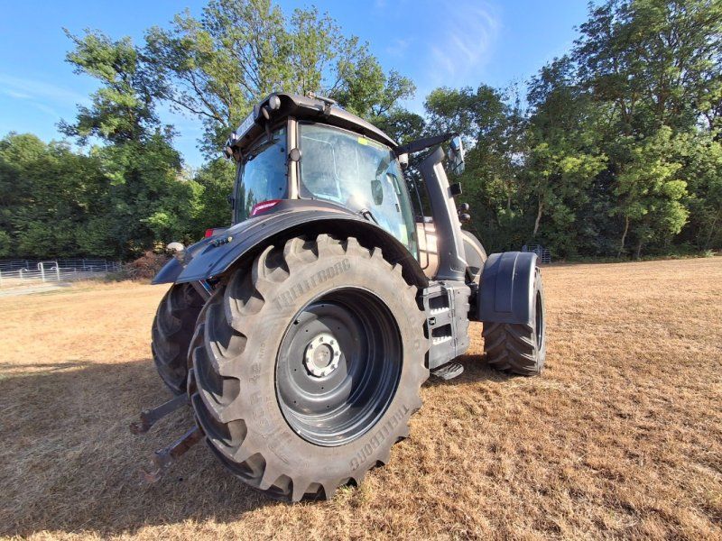 Valtra T 215 D