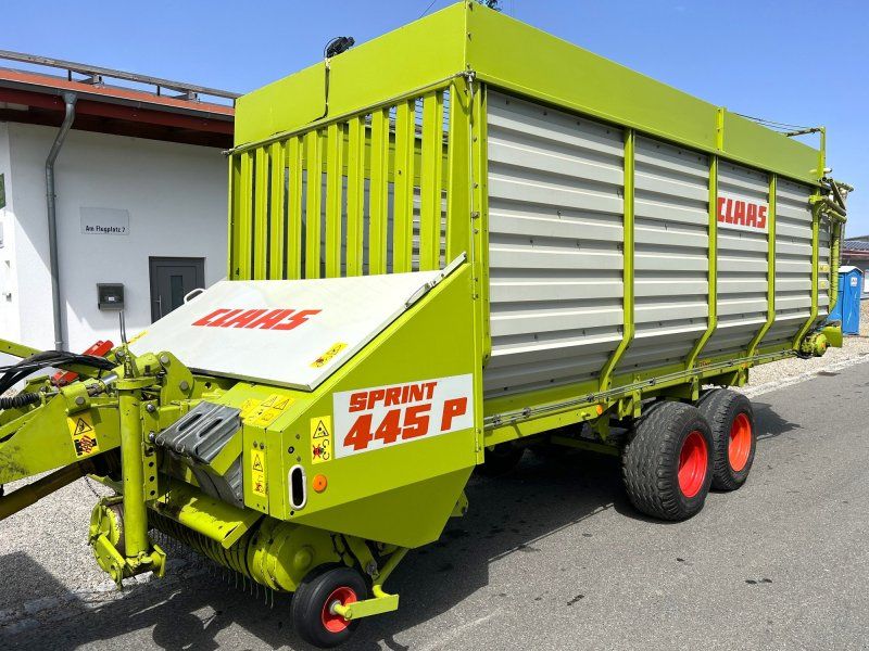 Claas Sprint 445 P ein sehr gut erhaltener Schwingen-Ladewagen