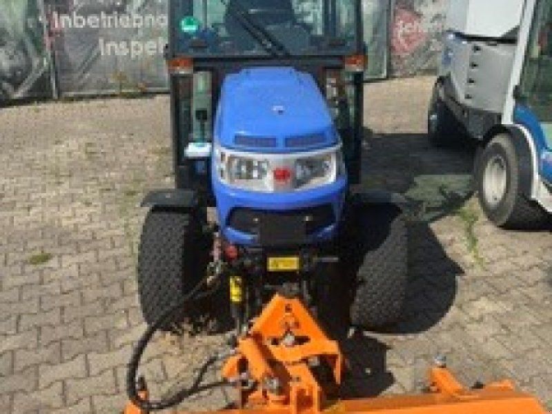 Iseki TM 3267