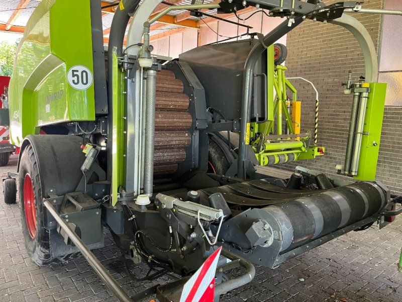 Claas ROLLANT 454 RC PRO UNIWRAP, Pressen-Wickler-Kombination