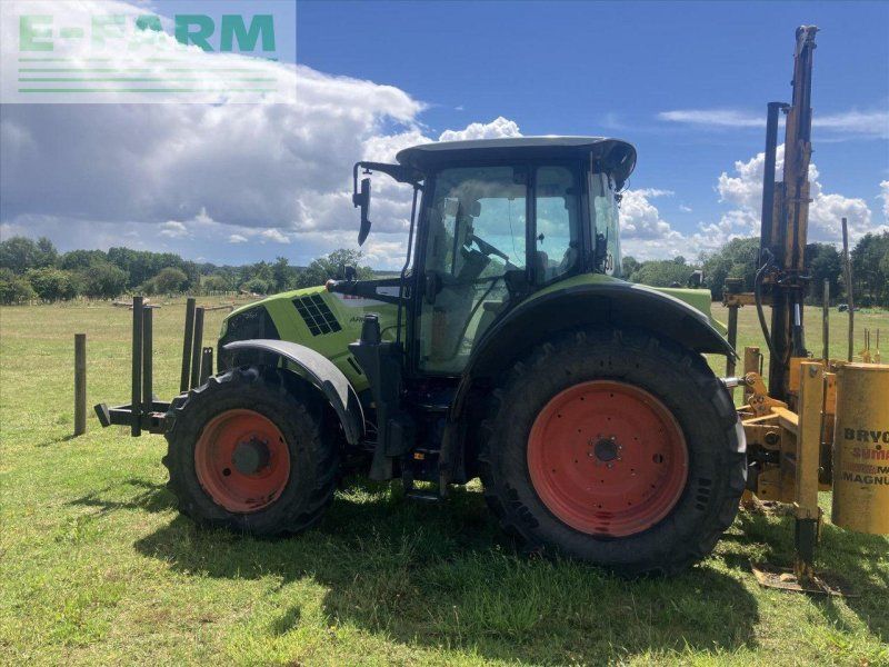 Claas ARION 530
