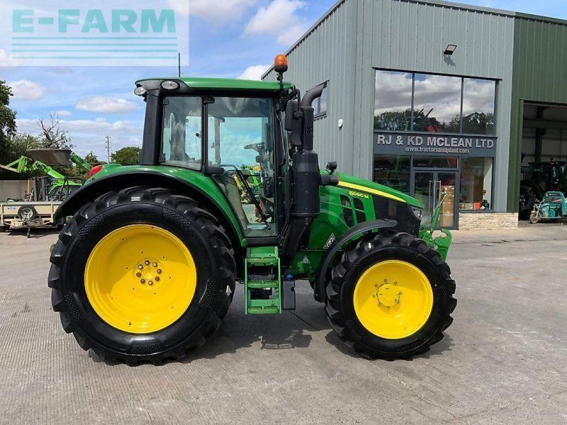 John Deere 6090m  (st26117)