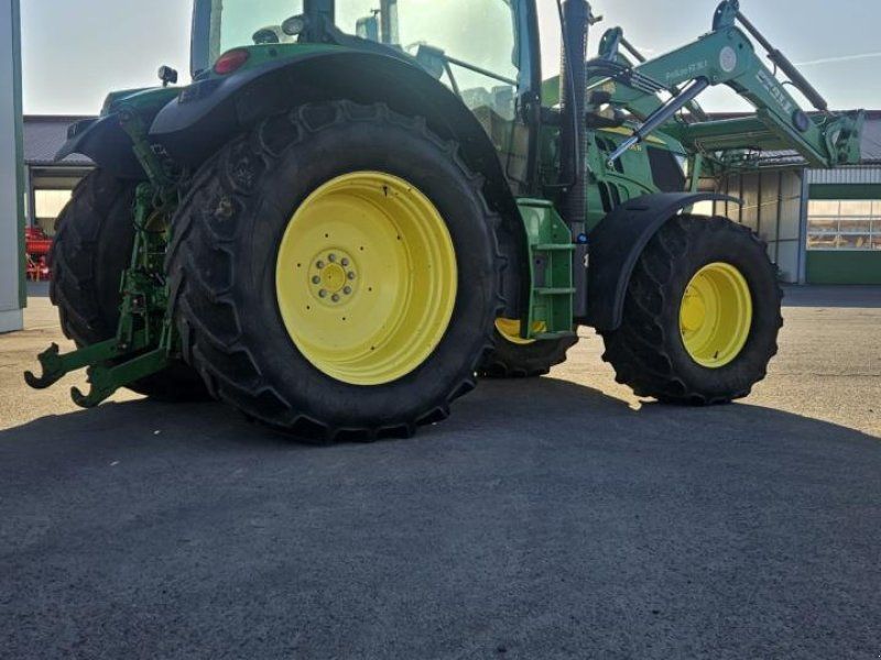 John Deere 6105R