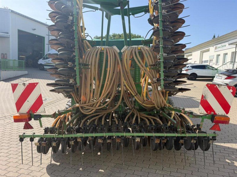 John Deere 740A