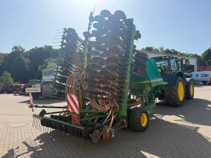 John Deere 740A