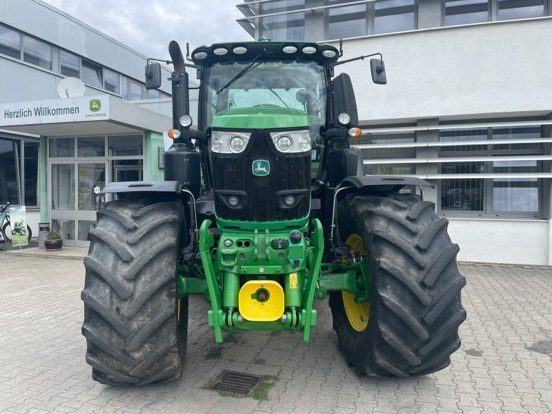 John Deere 6230 R 6230R mit Reifendruckregelanlage