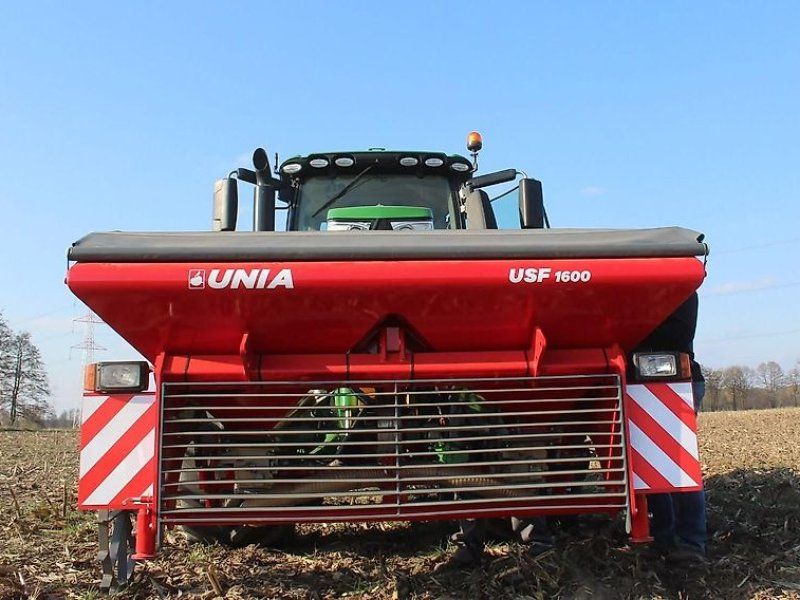 Unia USF 1600/2 Fronttank 1600 l Saatguttank Düngertank Fahrgestell