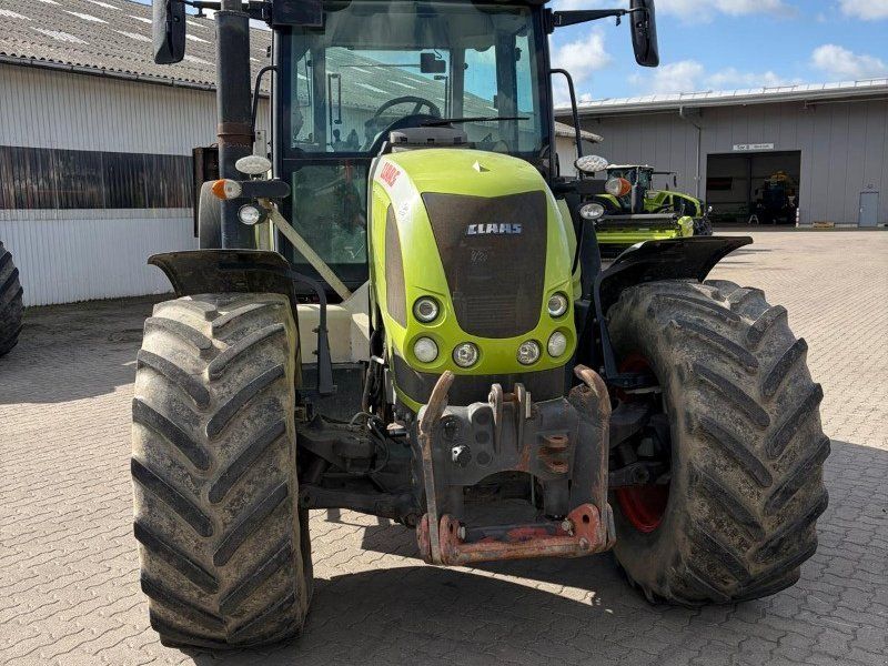 Claas Arion 640