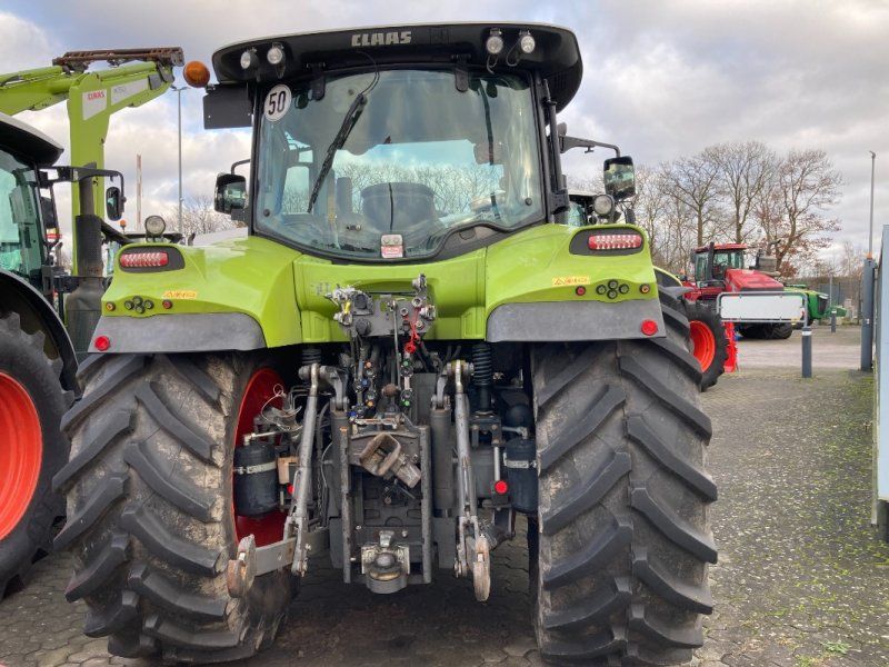 Claas Arion 650 CMatic
