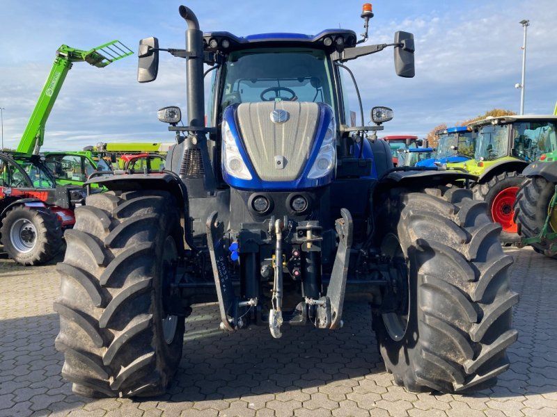 New Holland T 7.300 Auto Command