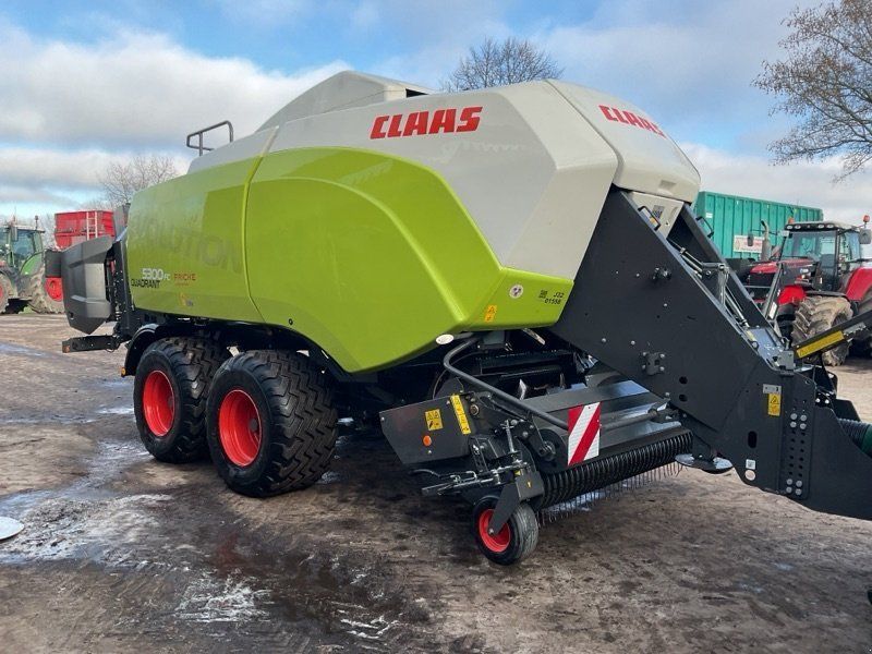 Claas Quadrant 5300 Evolution FC