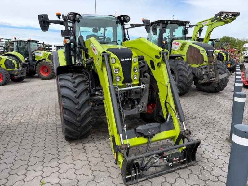 Claas Arion 470 Panoramic