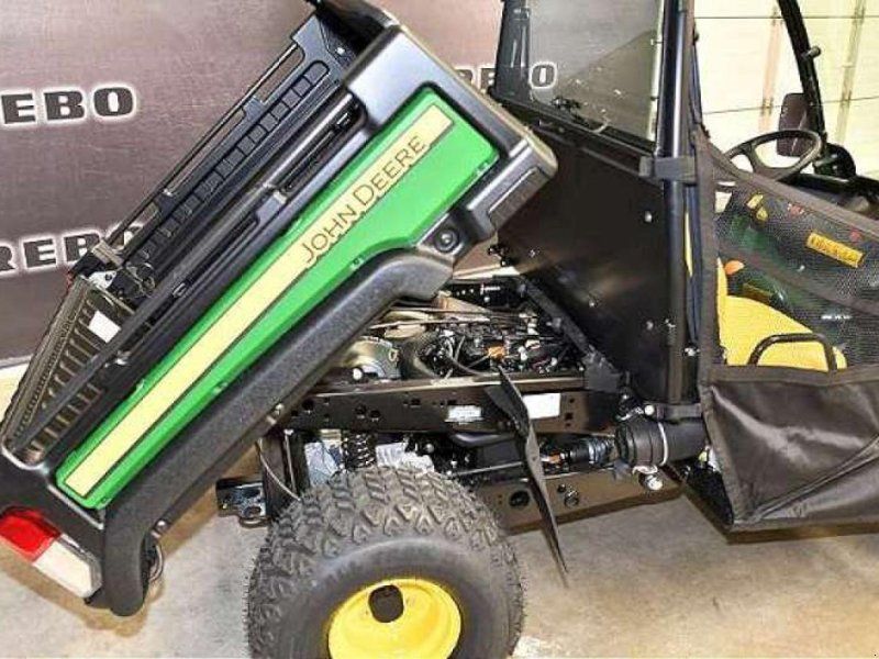 John Deere GATOR HPX 815 E