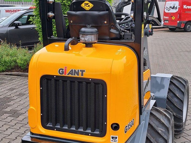 Giant G1500