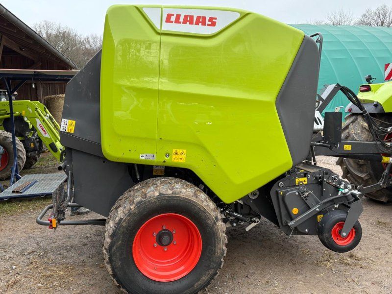 Claas Rollant 630 RC