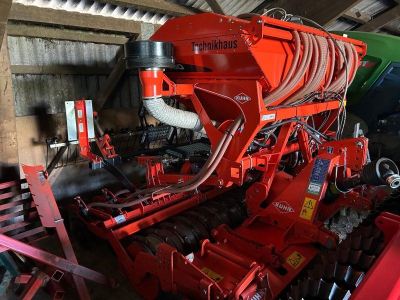 Kuhn HR 304 + Venta LC 3000